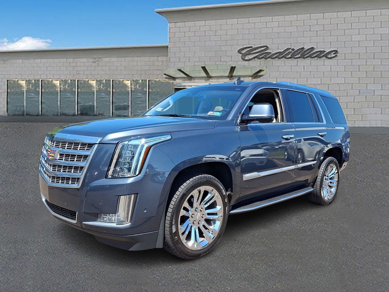 2020 Cadillac Escalade Luxury in Shadow Metallic — front three-quarter view