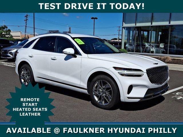 2025 Genesis GV70 2.5T AWD in Uyuni White — front three-quarter view